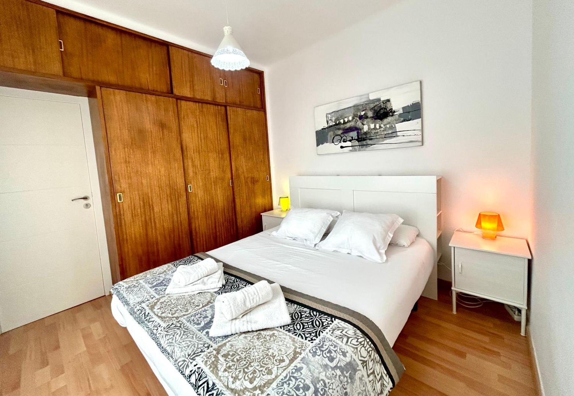 Apartment Carrer D'Olesa Барселона Екстер'єр фото