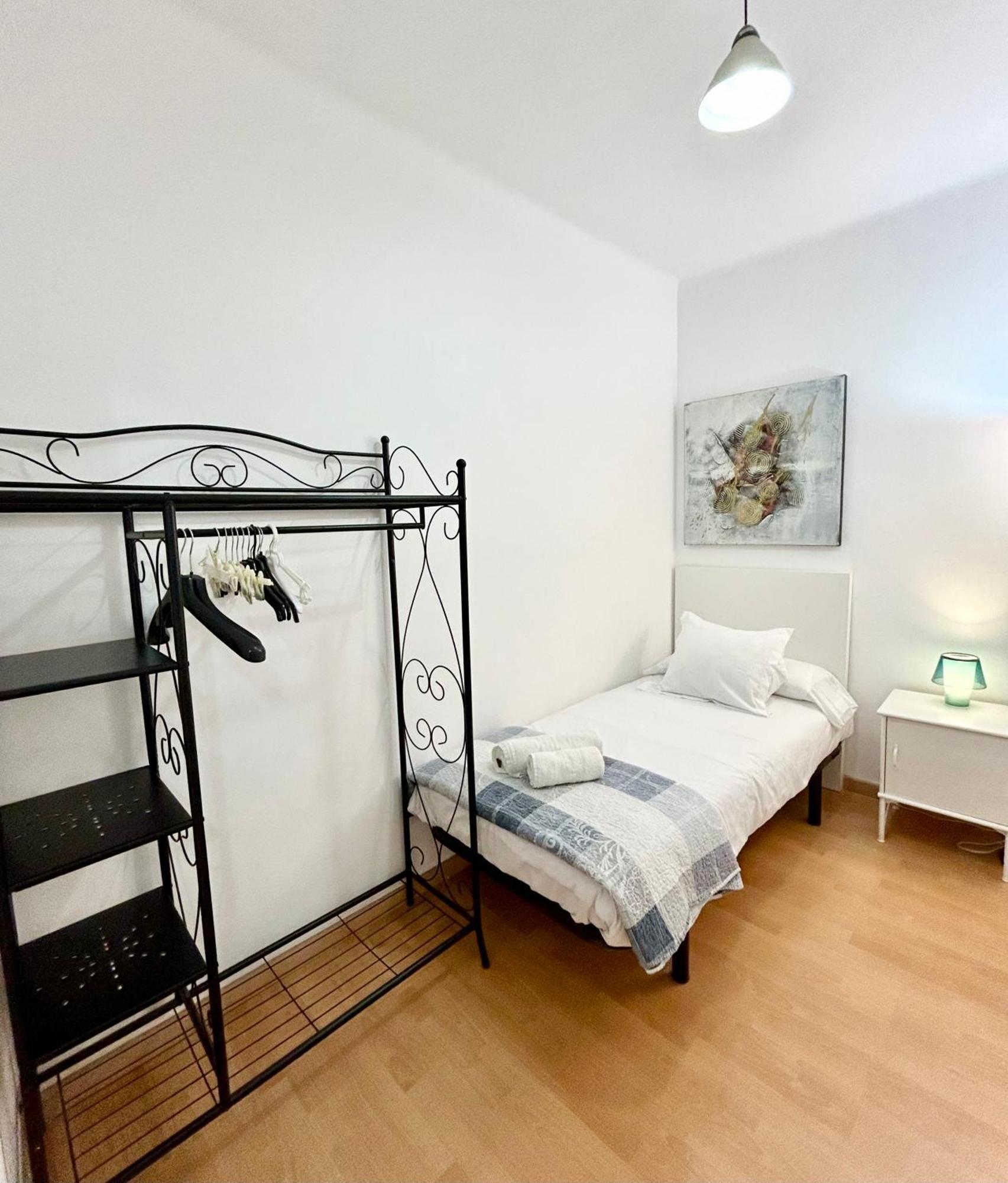 Apartment Carrer D'Olesa Барселона Екстер'єр фото